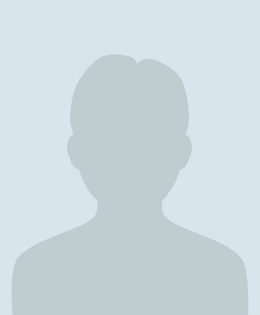 Siluett av en anonym person mot en ljusgrå bakgrund.